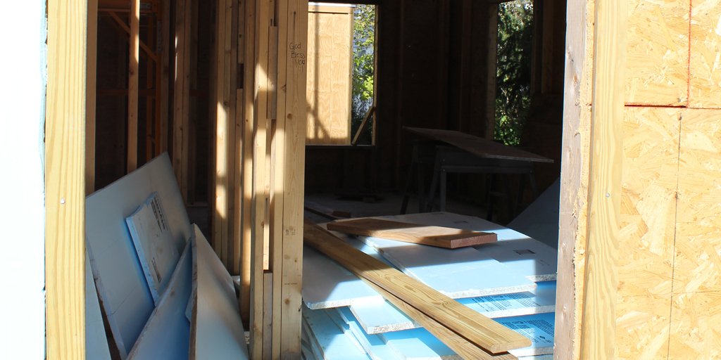 redbirdimpact's tweet photo. Wondering what happens to the donations collected during Trick or Treat for Change? They go into this new home! All funds raised will help the Habitat for Humanity Collegiate House that's under construction! Consider donating if our ISU/IWU students stop by your home Oct. 31! https://t.co/riyuGefEh2