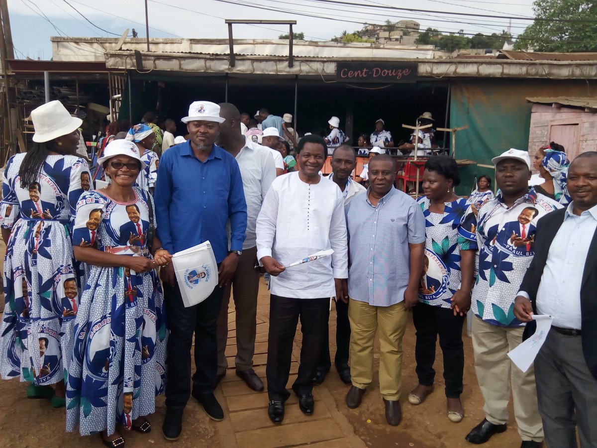 7Rdpc's tweet photo. #Célébrationdelavictoire du #CandidatPrésidentPAULBIYA dans la Commune de Yaoundé 7 les populations en osmose avec leur maire #AUGUSTINTAMBA https://t.co/4wu2byHh7v