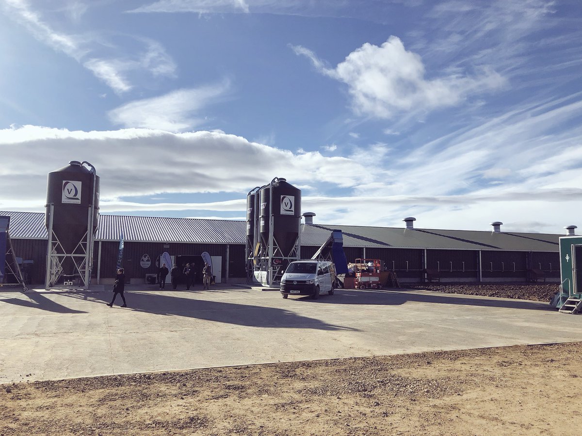 farmerdan53's tweet photo. Fantastic opening day of the new Northern Poultry Campus Vencomatic site introduced by its founder and Adam Henson. A pioneering example demonstrating high welfare for future commercial egg production at Sally Farm, Helperby - some very high spec kit on display! https://t.co/ownm33L1Vd