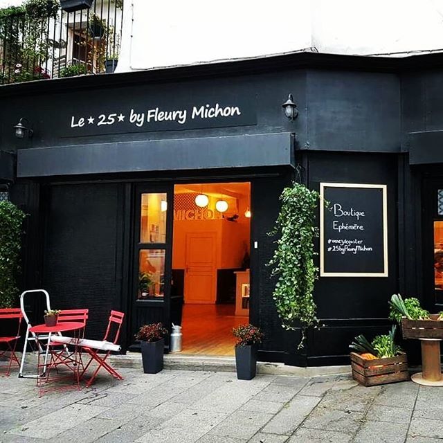 FramboizeSud's tweet photo. @fleurymichon installe une boutique éphémère chez Mademoiselle M, rue Palestro Paris 3.
Jusqu'au 6 novembre, vous pouvez vous inscrire sur la page facebook de la marque pour participer à des ateliers culinaires, des parcours didactiques et sensoriels q… https://t.co/qLLzLnbjVX https://t.co/emi6ZBRZ9L
