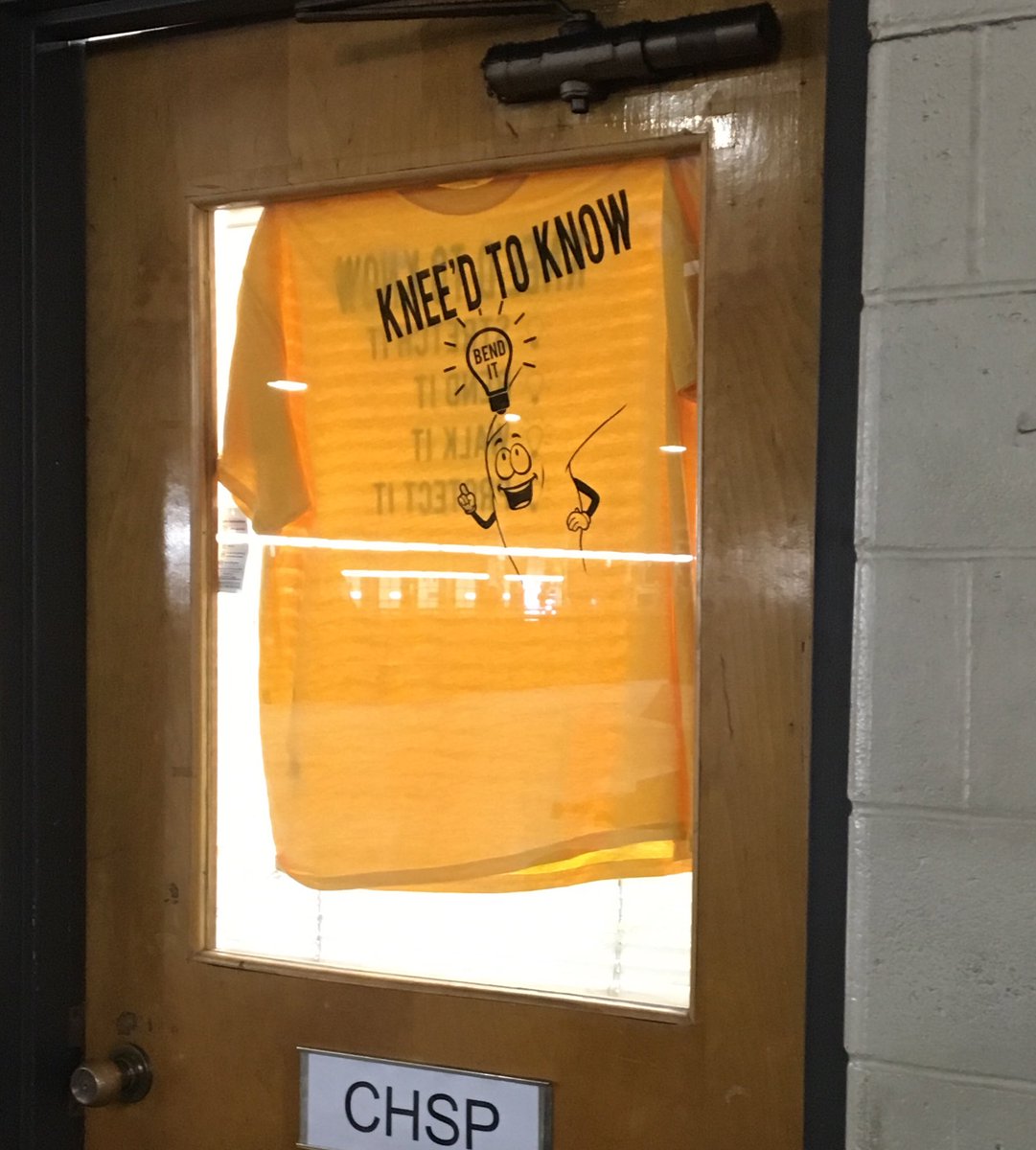 ShannonUPS_RN's tweet photo. Look in the window at the Allentown Building and you will see what you “Knee’d to Know” https://t.co/8xwOve1ocT