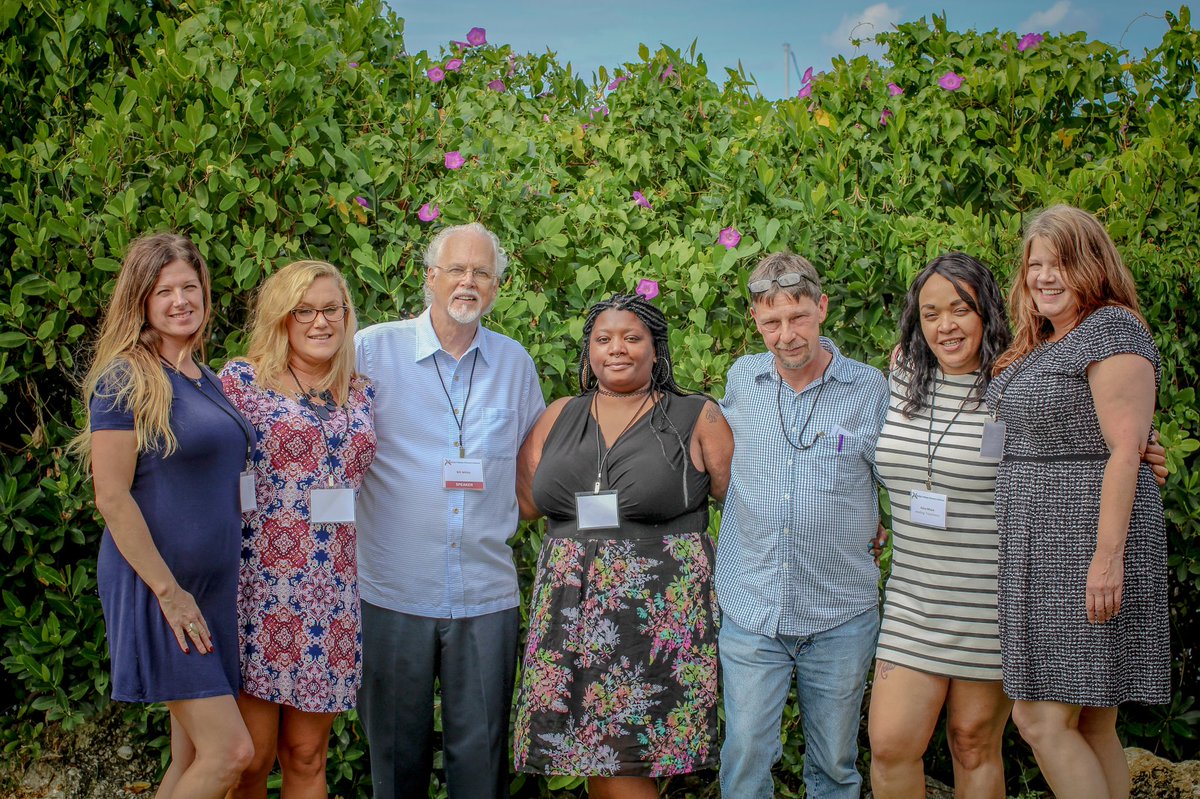 healtransitions's tweet photo. HT staff are representing at the Multiple Pathways of Recovery Conference! Here they are next to recovery expert and author William L. White! #mprc2018 #recovery #conference https://t.co/NeFauTPDPk
