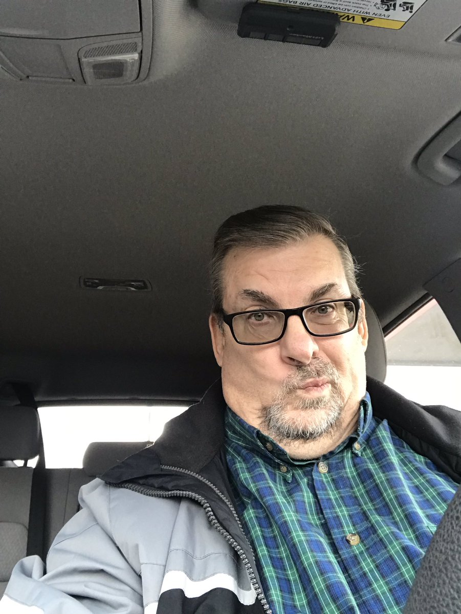 garyslinkard's tweet photo. No #cacheforlunch today. I went to get one and the cache was way too close or even on private property for my searching comfort. Have you ever been in that situation? #Geocaching https://t.co/e2SGRBpmOO