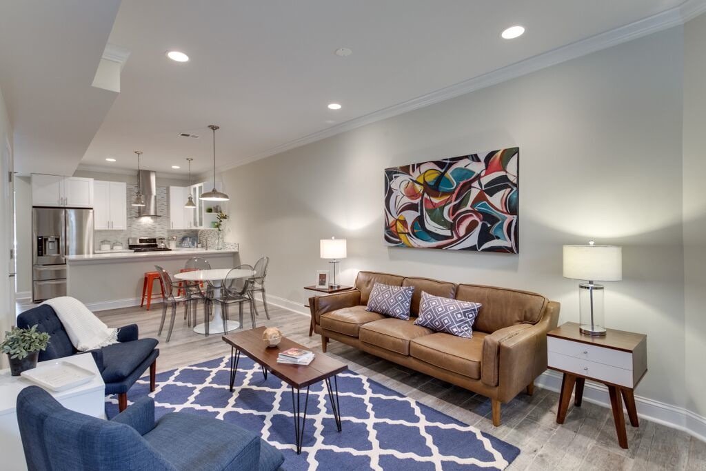 AlizziC's tweet photo. #TBT Eckington Commons is a classic DC row home with modern #urbandesign. #architecture #WashingtonDC #modern #RealEstate #Construction #housing #designedindc https://t.co/S4VNk2Y1vd