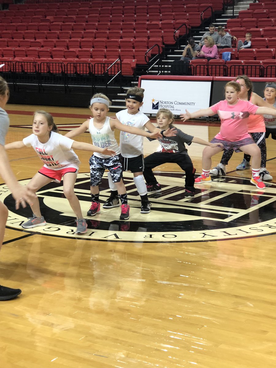 CoachCluesman's tweet photo. Our program @UVaWiseWBB had the opportunity to work with Wise Primary 1st-3rd grade girls this week. We love helping our future hoopers and hope to continue to see them in the @DJP_ConvoCenter https://t.co/4Ufgglwn6a