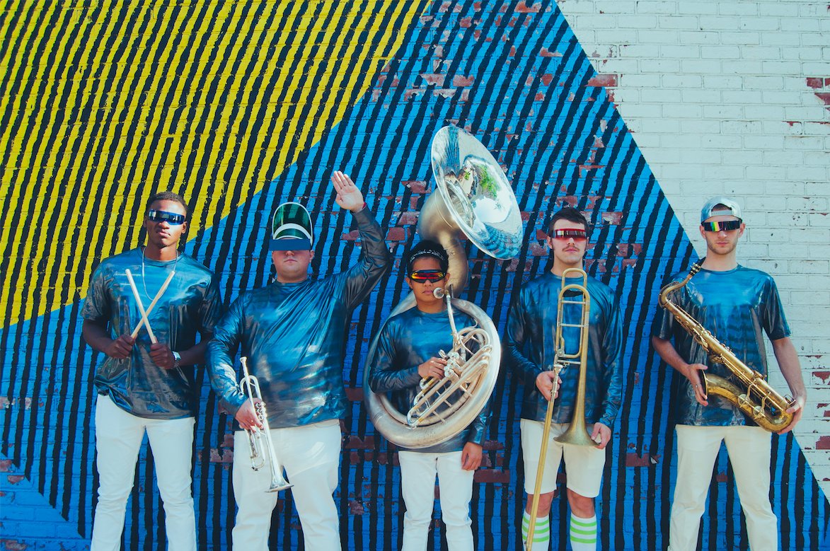 TONIGHT! <a href="/theluckychops/">Lucky Chops</a>  with <a href="/onehotplanet/">One Hot Planet</a> 

Age: 21+
Price: $22
Tix: fgtix.to/2NJBMap
Doors: 7:00pm
Show: 8:30pm

#LuckyChops #MusicBoxSD #LiveMusic #Concert #SanDiego #LittleItalySD #DowntownSD