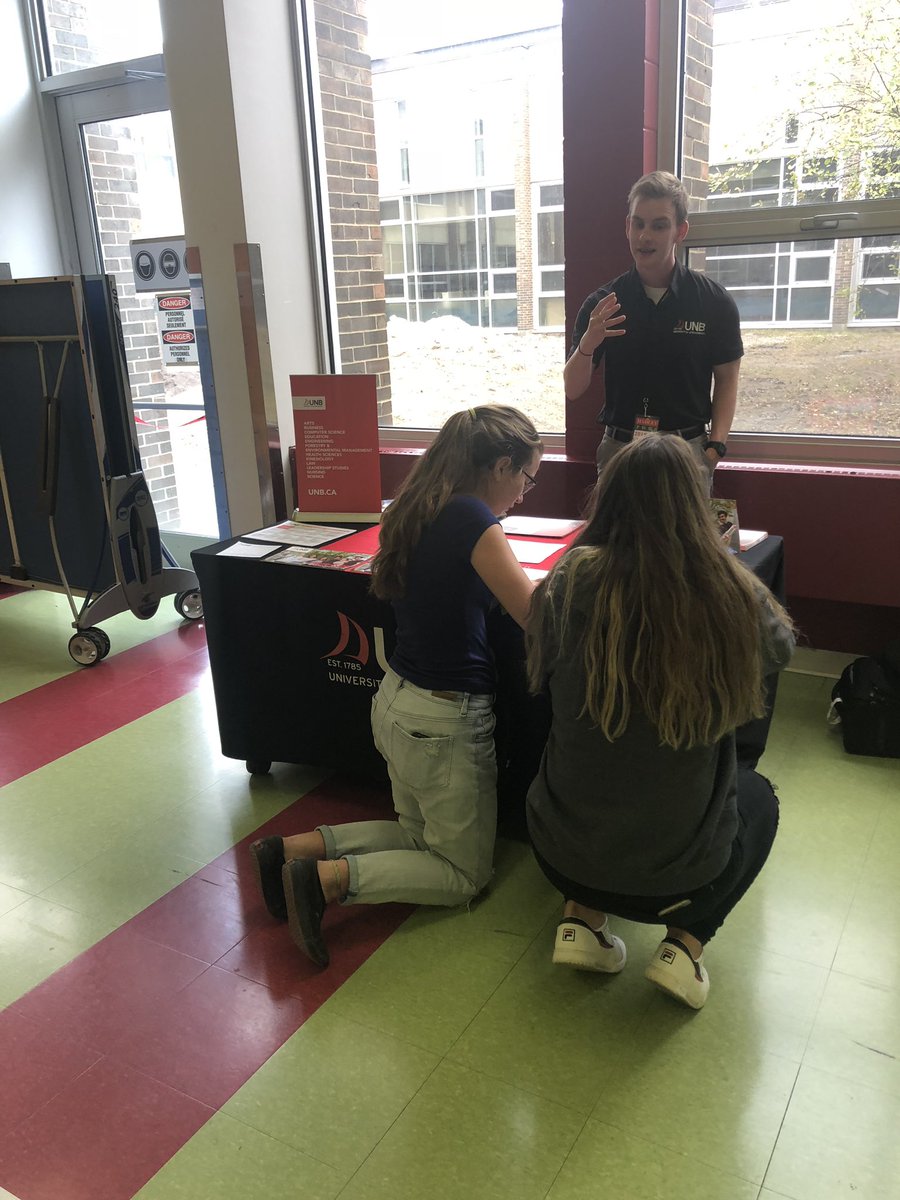 UNB_Stacy's tweet photo. @UNBTravis talking @UNB at Philemon Wright High School in Gatineau Quebec.  Great opportunity for these students as they can come to UNB after grade 11. https://t.co/c8trZmLYBU