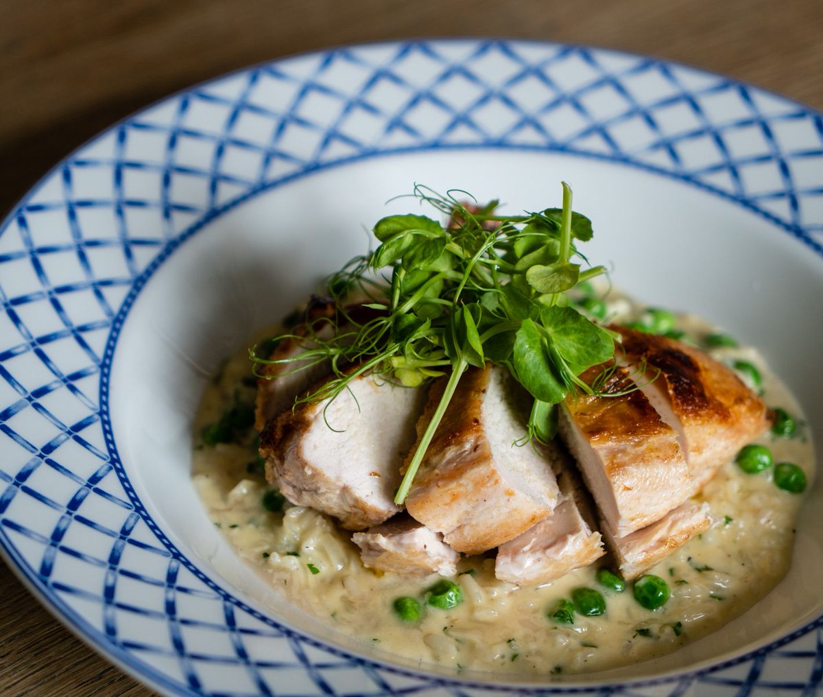 brettsLS6's tweet image. Thursday is the new Friday 👌 
Start it off the right way with a fine meal at Brett&apos;s Restaurant.
Tel: 0113 232 3344 to book a table 
#finedining #alacartemenu #restaurant #headingley