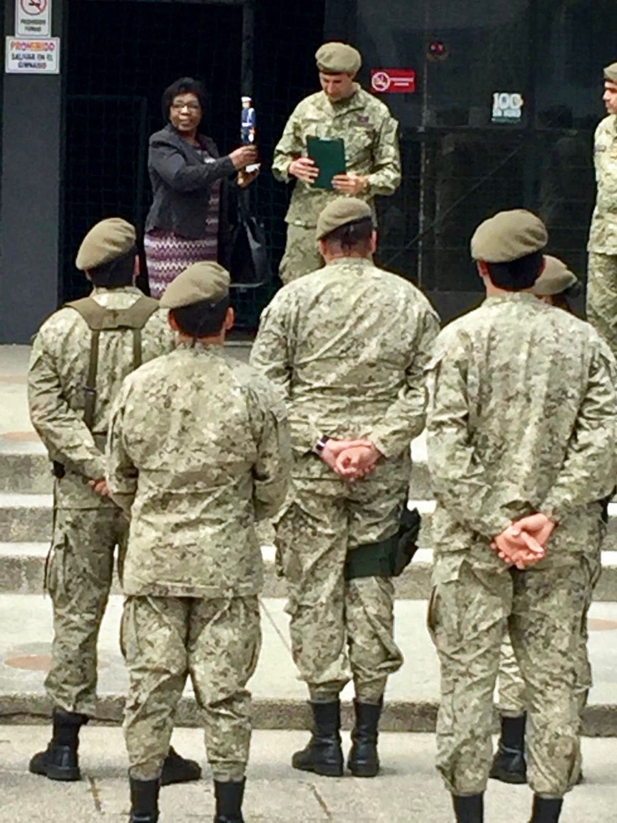 gloriasaravista's tweet photo. Hoy visitamos el Liceo Militar General Artigas. Una institución de enseñanza que cultiva la excelencia académica y en valores. https://t.co/WDThFVdBqP