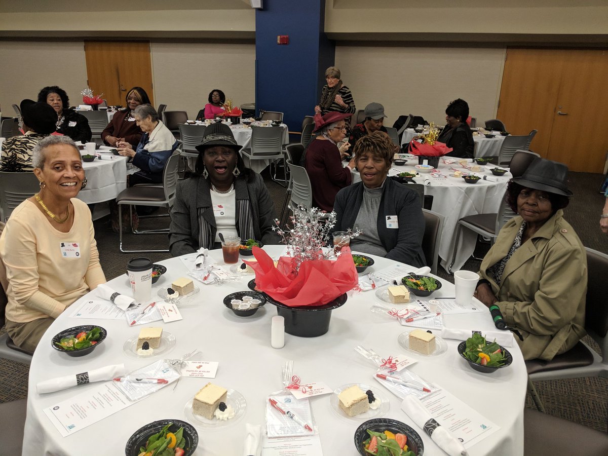 _DallasSCP's tweet photo. Hats off 🎩 to all the Dallas @SeniorCorps volunteers who make a difference in the lives of others each day. We recognize and appreciate you! https://t.co/HfpZlqGNdZ