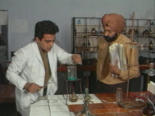 1989 ::  'Flop Show'  Begins On Doordarshan 

It Was Directed by Jaspal Bhatti