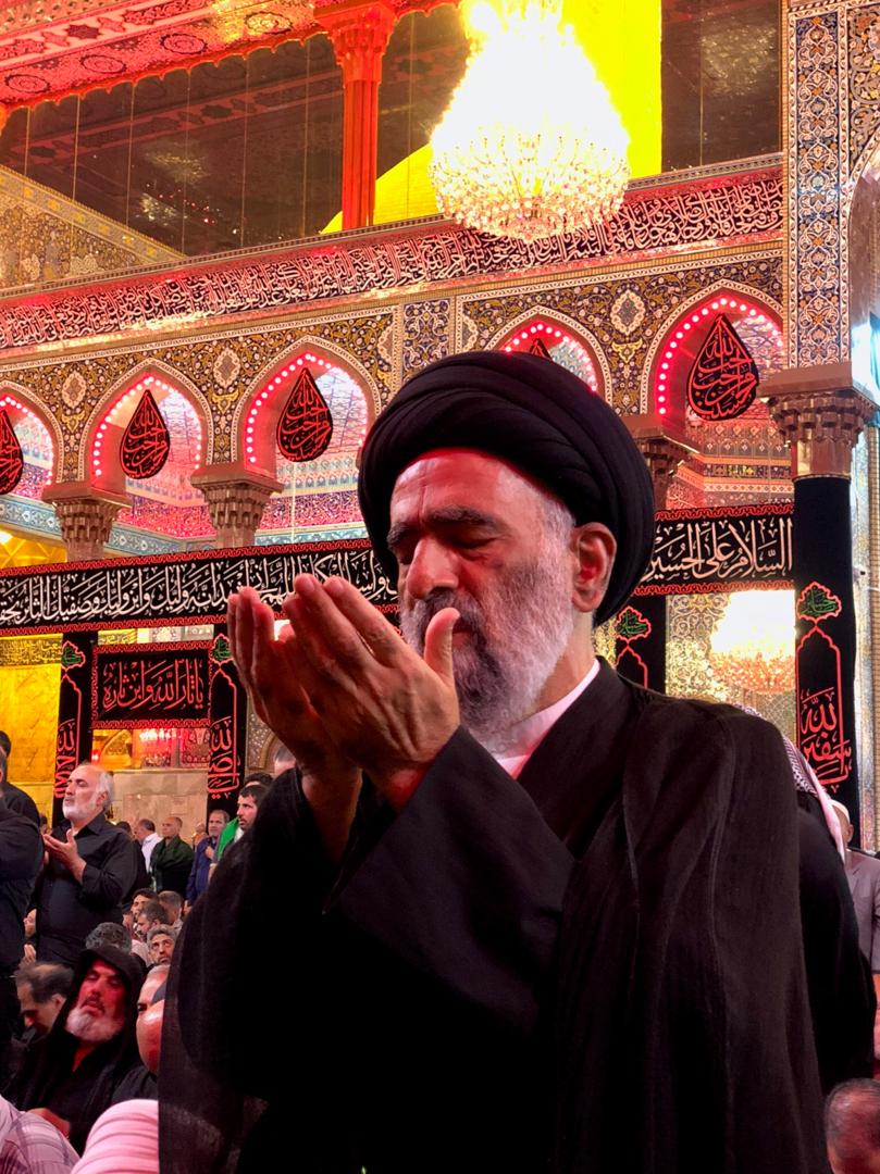 HadiAlModarresi's tweet photo. سماحة آية السيد هادي المدرسي يؤم المصلين في حرم الامام الحسين ع الليلة ثم يلقي كلمة https://t.co/GpLly4Xh1c