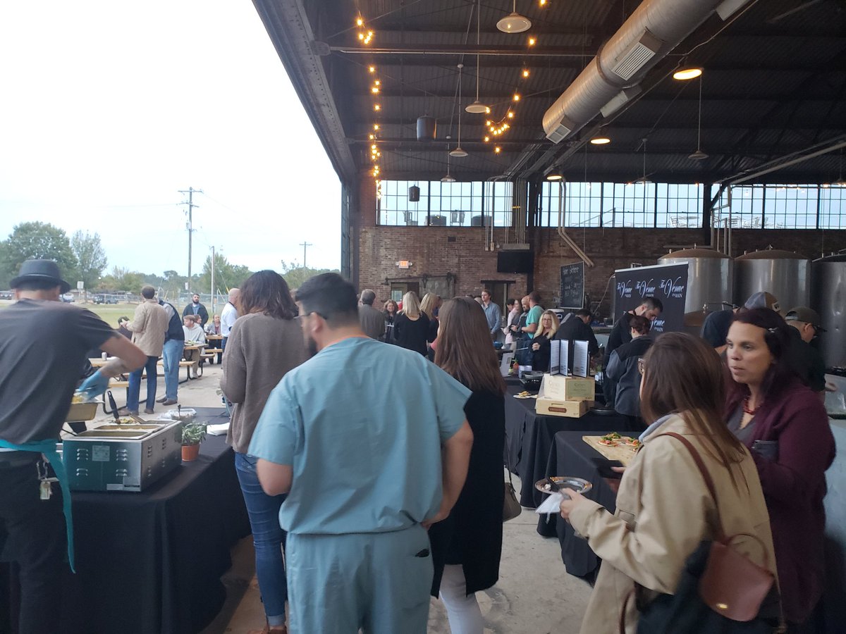 tylerryan's tweet image. Wearing the stretch pants and hosting the @AmericanHeartSC #chefchallenge.     Wow yummy