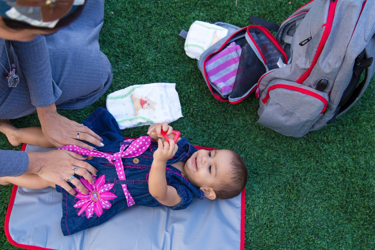 youteal's tweet photo. This Snow Fabric Diaper Bag is Packed with Surprises
 ✅ Easy Access Wipes &amp; Diapers
 ✅ Airflow Ergonomic Back Support
 ✅ Water Resistant &amp; Anti Dust
 ✅ 3 Insulated Easy Access Bottle Pockets
 ✅ Laptop &amp; Power Bank Compartments
Act Now &amp; Save 48%
https://t.co/iYevfaUu9F https://t.co/7lZLpRi3hL