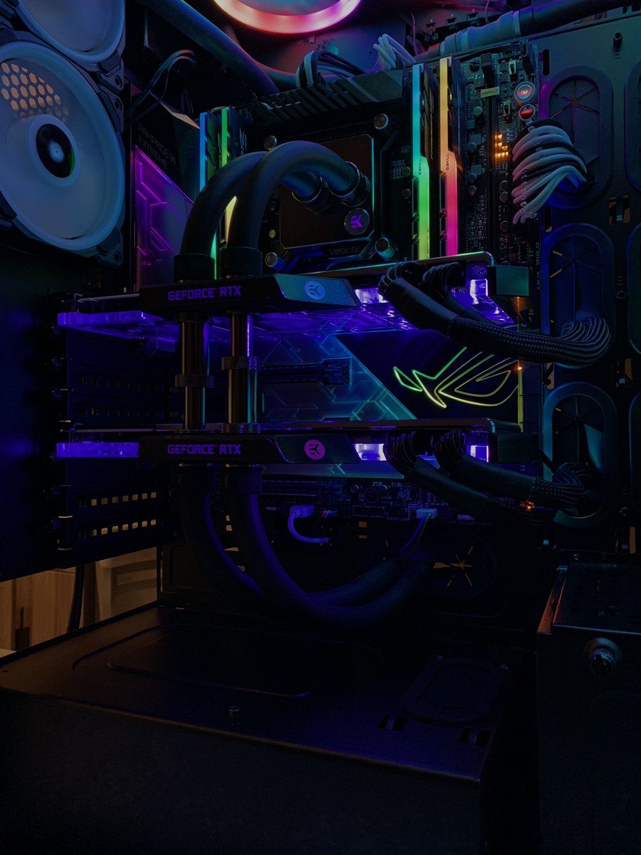 PCBetter_'s tweet photo. Sometimes I don’t think people appreciate how long some of these builds take. After I clean up the cables I will finally be done. Benchmarking videos coming soon. 7980 dual 2080ti’s. 🤤#gameon #pcbetter #pcmr https://t.co/B0P8jlcnXA