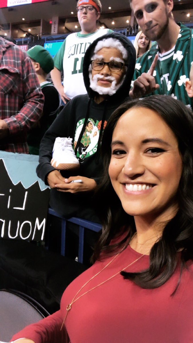 tvabby's tweet photo. Look who I found in OKC! #UncleDrew #BleedGreen https://t.co/2Pi5k10tot