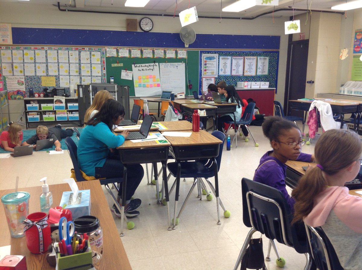 D61Aron's tweet photo. Writers worked hard this week editing &amp; revising their narratives! They used a mentor narrative to identify/highlight dialogue, description, &amp; transitional phrases. This helped them with peer editing today as they finish up their stories! #D61Learns #D61Lace https://t.co/GAn6J9lmYT