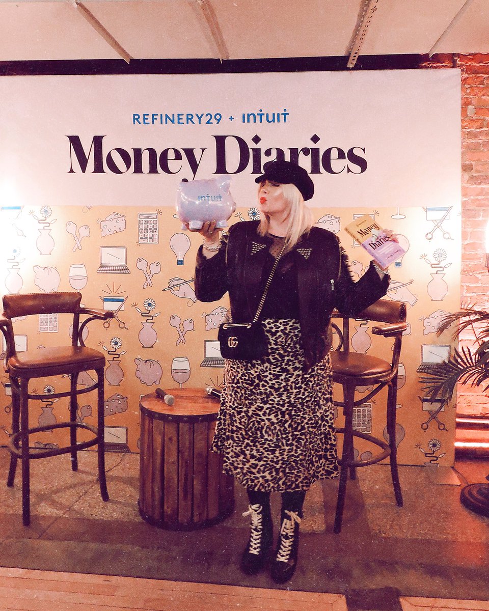 blonde_district's tweet photo. HUSTLE!💪🏻💰 To me that means trying my best to live a life that’s true to who I am. What does hustle mean to you?? ✨Thanks to @Intuit I’m here right now at this amazing @Refinery29 Money Diaries Book Tour event!💸 #ad #PoweringProsperity https://t.co/6YHIyB5oam