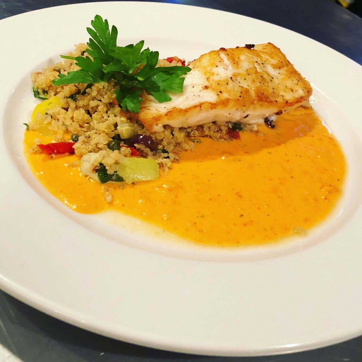 1Fish2FishVB's tweet image. Halibut•Mediterranean Quinoa•Sun Dried Tomatoes•Kalamata Olives•Artichoke Hearts•Roasted Red Pepper Cream #special #foodie
