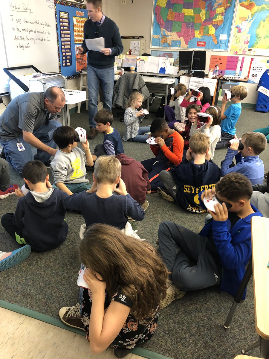 Lakeside Elementary third graders taking a virtual field trip to parks and landmarks from around the world. Thank you to <a href="/EGRSFandALUMNI/">East Grand Rapids SF</a> for providing our district with virtual reality goggles to visit these destinations without leaving EGR! #lakesidelions