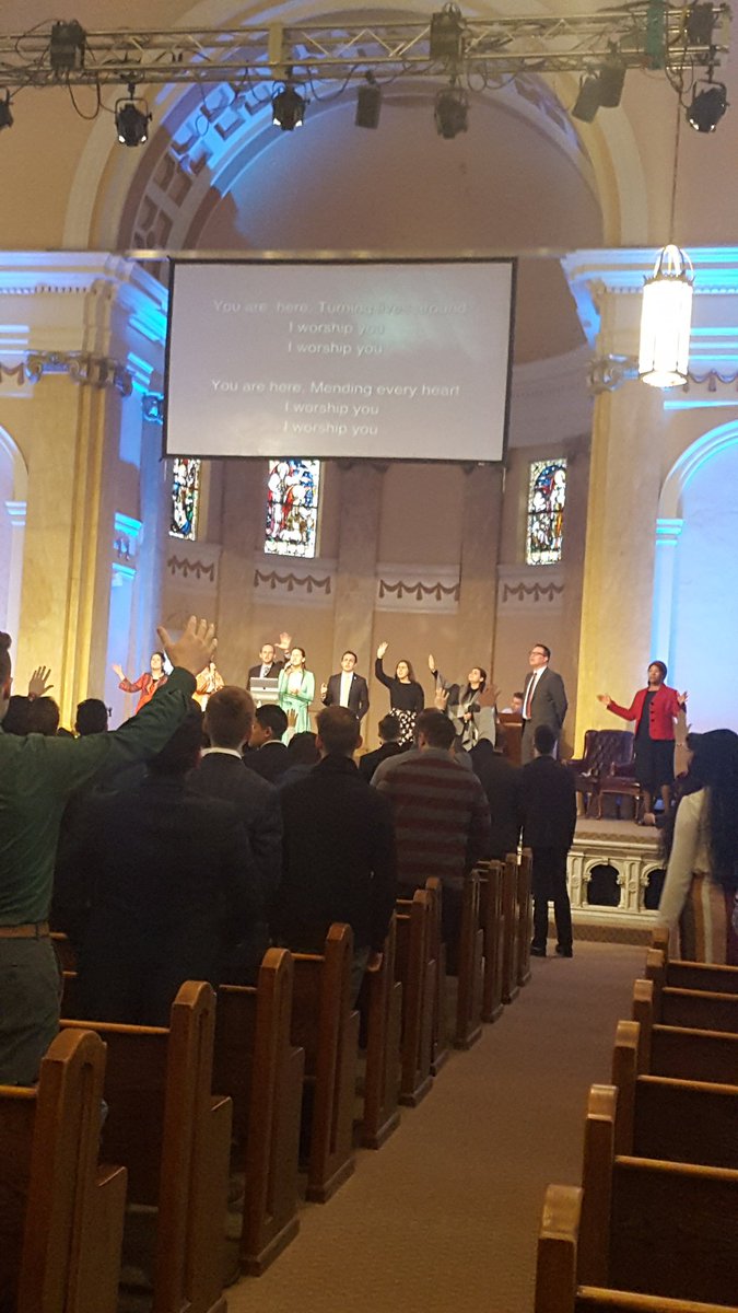 RevMikeMitchell's tweet image. Thank God for the opportunity to cast vision to the students at Urshan Graduate school : BTB,  is more than a ministry, it's our responsibility to evangelize our Community. 
" your Destined for greater"