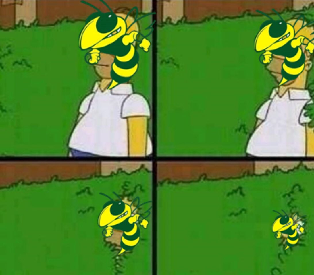 Nate_yandle11's tweet photo. Emmaus talking smack then realizing they don’t have a district chip #emmaushateweek https://t.co/Rwy3y4Xokc