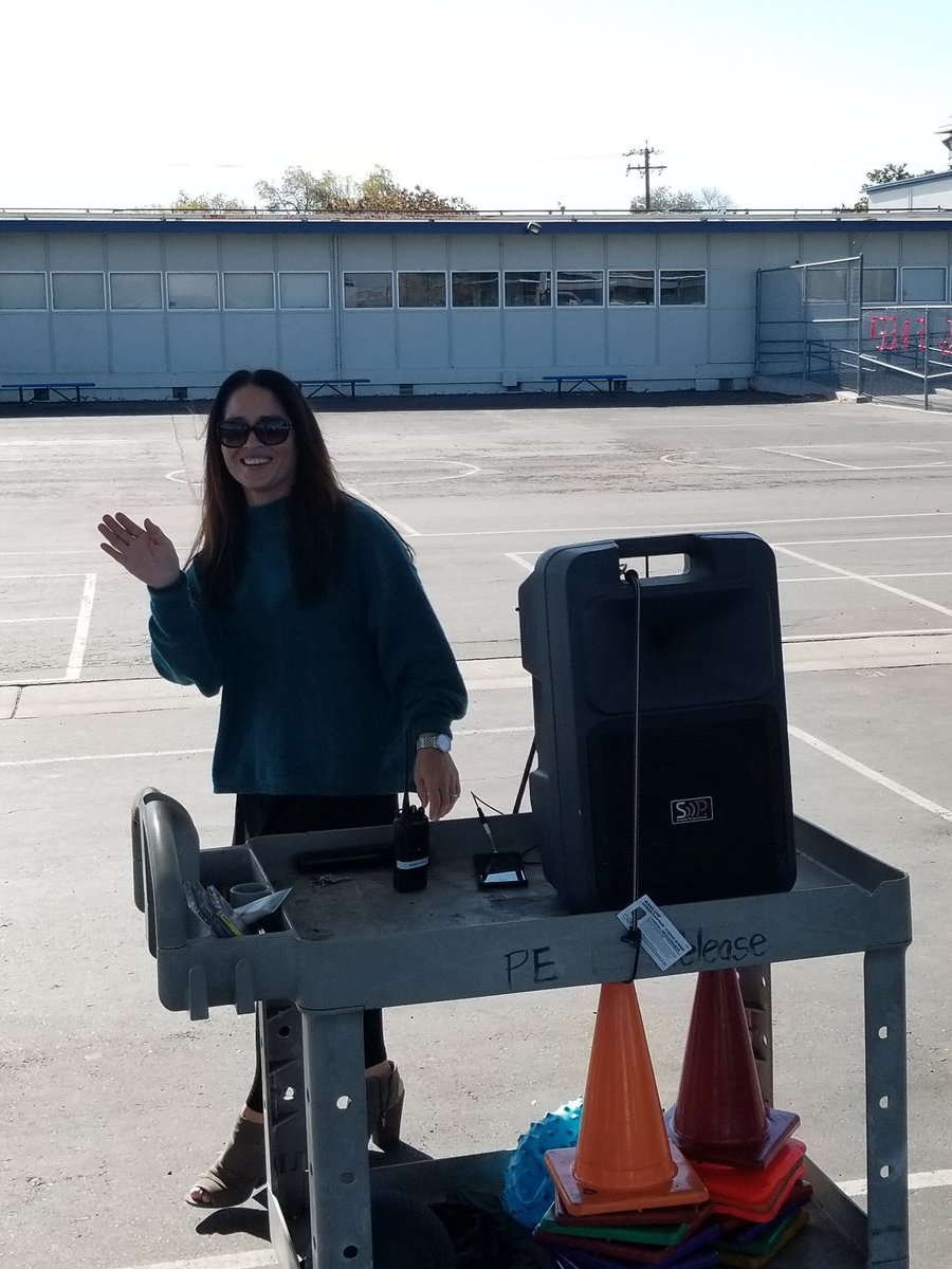 Lunchroom Custodial Nature Style. Take a beautiful day and add kids and you get one of those life moments you remember... I love my job more than you can ever imagine. 

Featuring D.J. MsLopez in da house!

<a href="/AnnaKyleElem/">Araceli Lopez</a> <a href="/FSUSD_Custodial/">FSUSD Custodial OPS</a>
