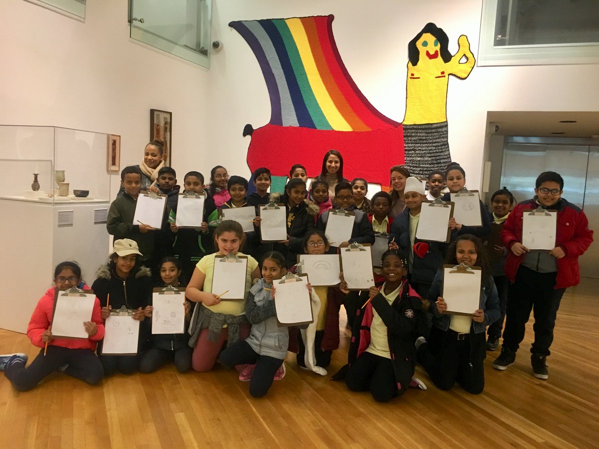 GodwinTernbach's tweet photo. We had fun with Ms. Luther’s class from P.S. 62 Queens Chester Park School today! The students learned about ancient Egyptian textiles and created drawings based on the objects from the exhibition. #museum #gtmuseum #education #art #student #visitor https://t.co/mlTN8EQ4P9