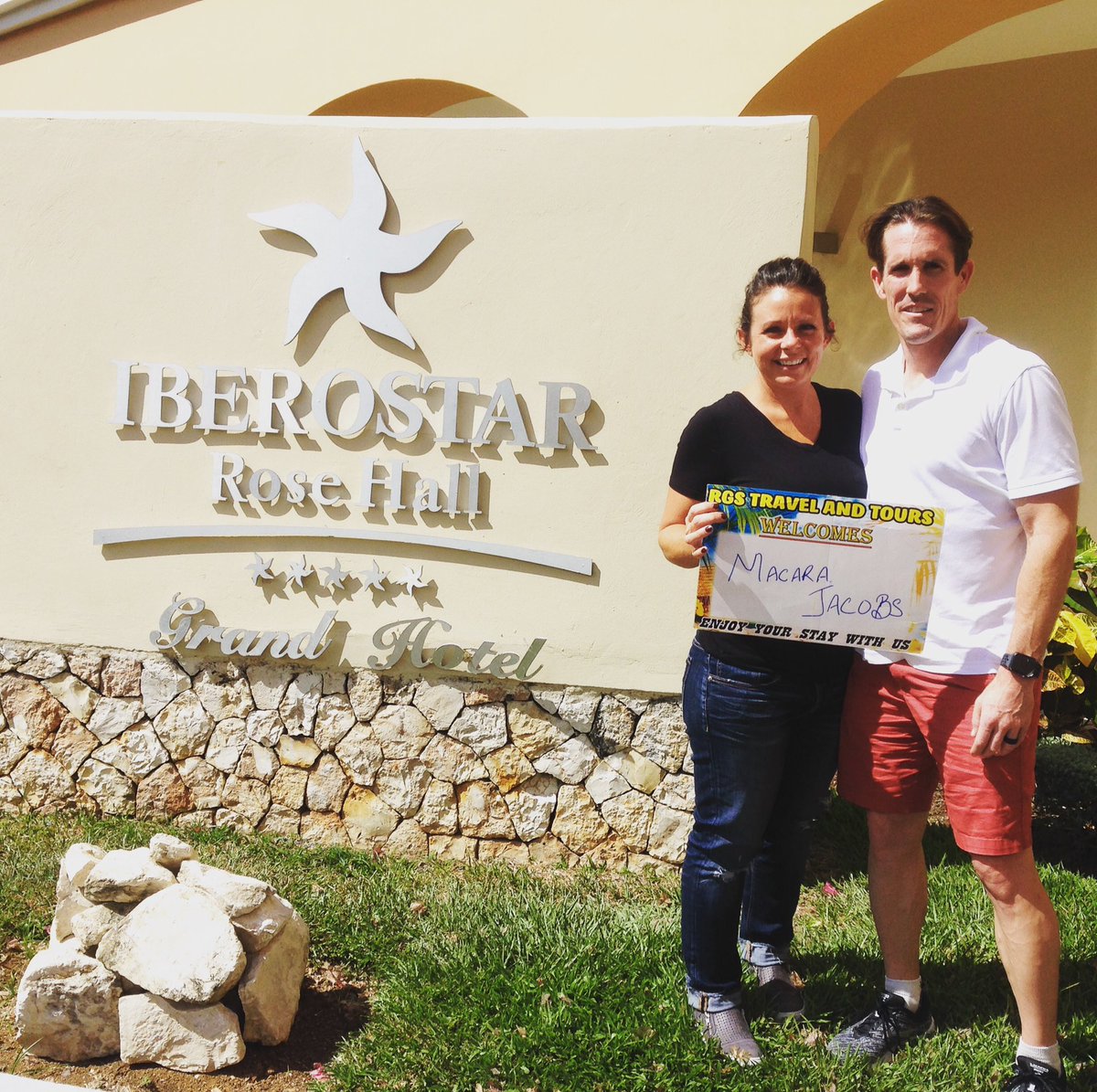 sinclair_ryan's tweet photo. Another great welcome from rgs travel and tours Welcome home Shawn and Macara do have a wonderful vacation. #Jamaicaadventures #rgstravelandtours #islandparadise #iberostargrandrosehall #iberostarjamaica #privatetransfers #montegobayjamaica https://t.co/pzzr7tStzY