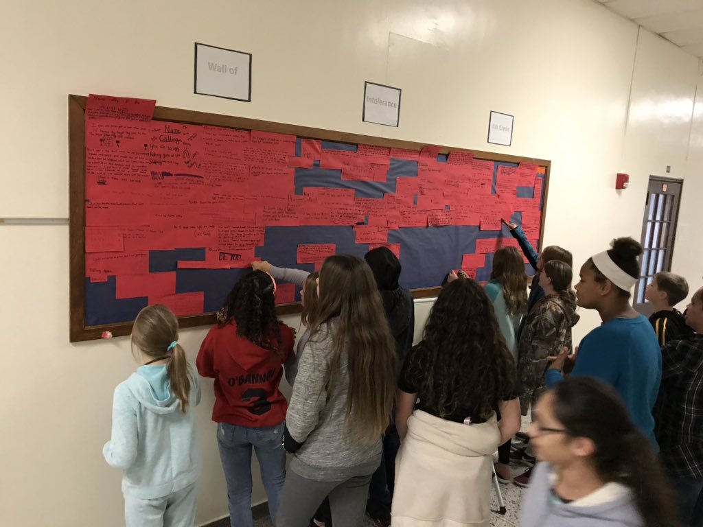 ADDvorak's tweet photo. Mix it up Day at Franklin!  Breaking down barriers ad making n friends. That is what it is about! https://t.co/nZYaOHoTry