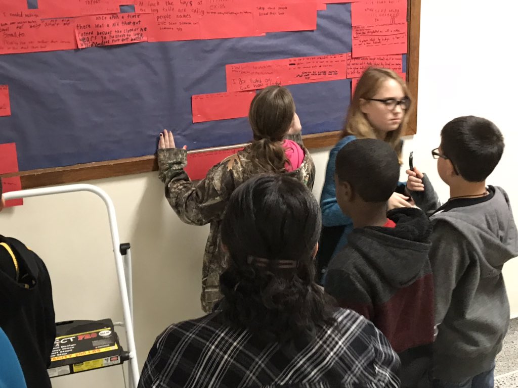 ADDvorak's tweet photo. Mix it up Day at Franklin!  Breaking down barriers ad making n friends. That is what it is about! https://t.co/nZYaOHoTry