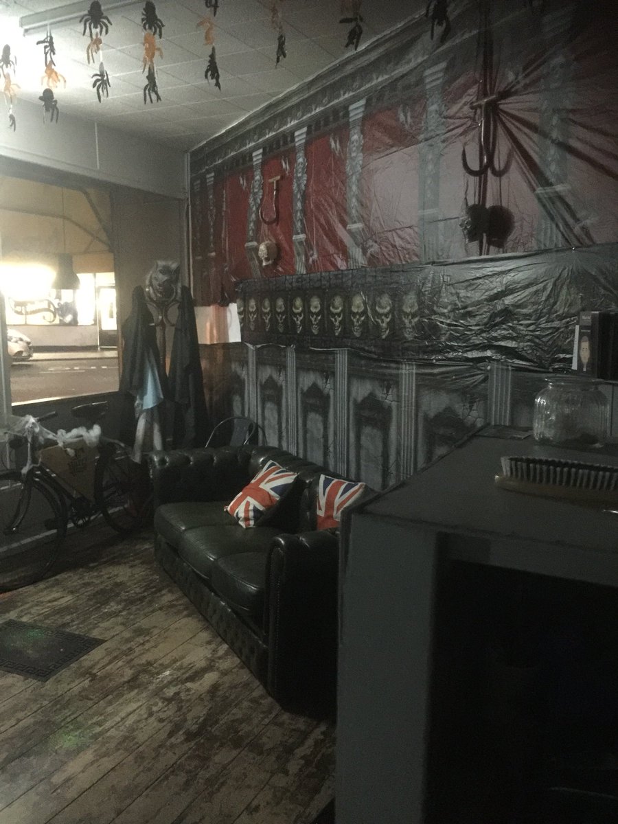 Haresofhexham s’s looking fangtastic  for this weekends Hexham spooktacular !!! #HexhamSpookNight #hexhamabbey