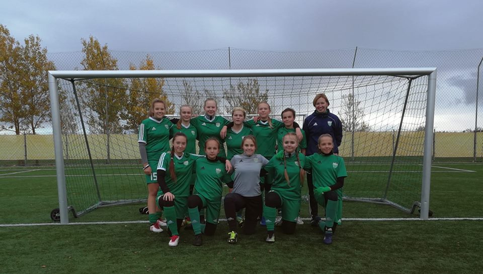 LevadiaFCI's tweet photo. @LevadiaFC TU15 võistkond tuli teist aastat järjest Eesti meistriks! Jaanika Volkov lõi liiga parima väravakütina 55 väravat! Palju õnne treener Kaidi Jekimova ja tublid tüdrukud! #naisedonmängus #fclevadia #FCLJK https://t.co/aWYA5DGLyZ