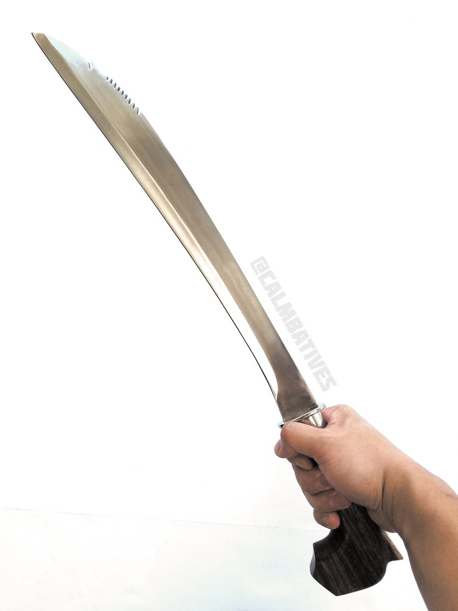 Fellow Kali practitioners would agree if they got hands-on: The Banyal from Traditional Filipino Weapons is a killer. I enjoyed using it to hack up cardboard and 2x2s for my review in <a href="/RecoilMag/">RECOIL (Official)</a>. It would make short work of zombies or thick vegetation.
#kali #fma #shortsword