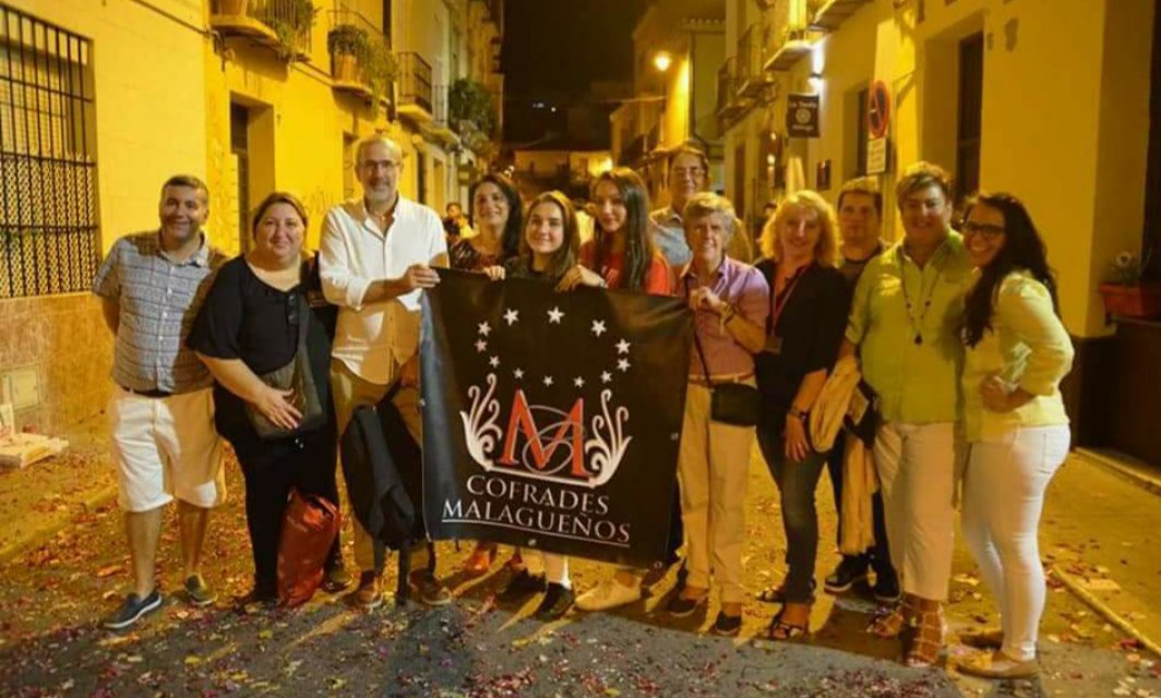 La Asociación Cultural Cofrades Malagueños @cofrades_mlgmlg estará en el I Salón Arte Sacro "Málaga Cofrade" 
Gracias por vuestra colaboración.