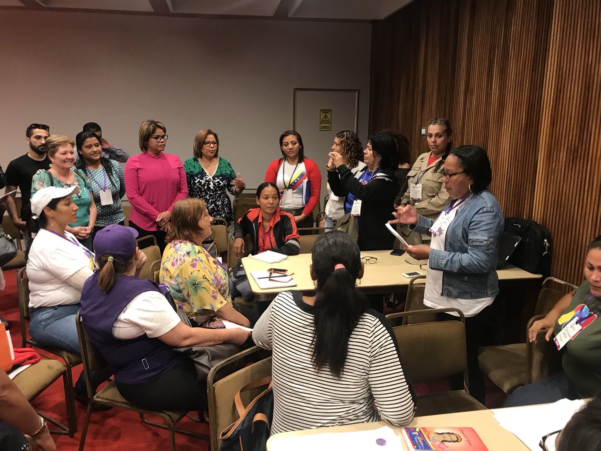 ¡Hacía la nueva etapa de nuestra REVOLUCIÓN FEMINISTA! Recorriendo las mesas de trabajo donde se discuten cada una de las 7 temáticas de nuestro #IICongresoVenezolanoDeMujeres