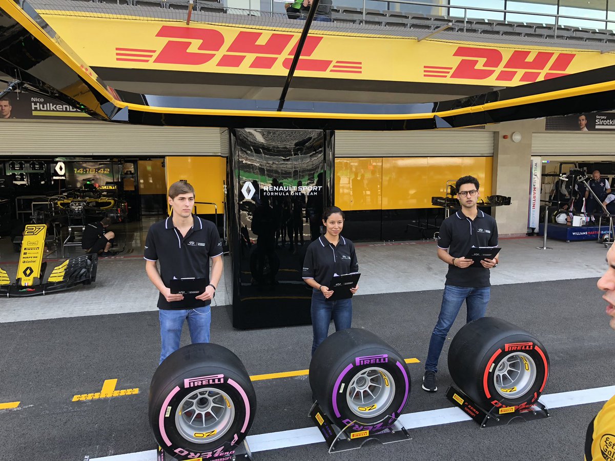 CarManiaMx's tweet image. Estamos conociendo más de cerca el proceso del #EngineeringAcademy en el garage de @RenaultSportF1 e @infinitimx
