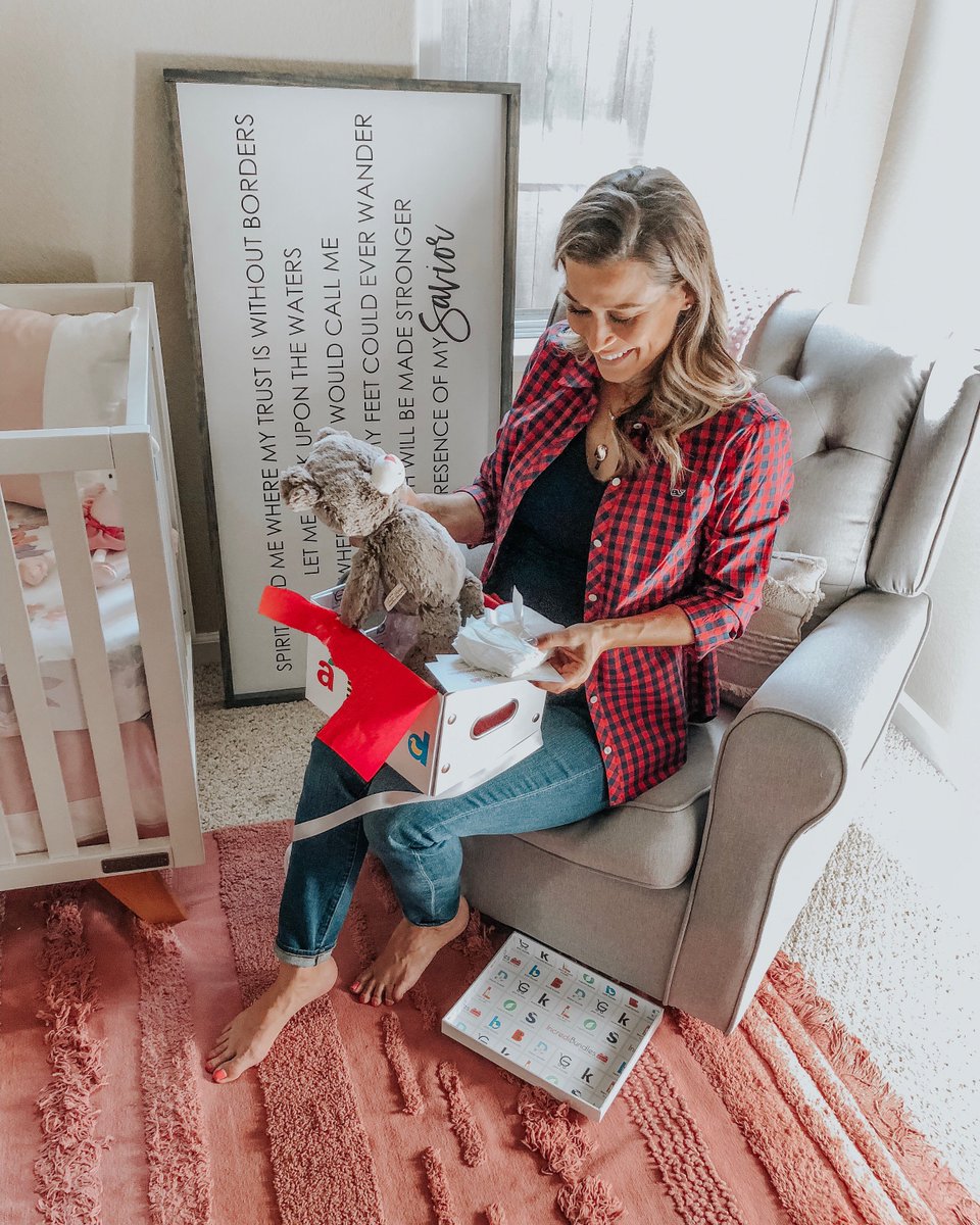 jewelry_n_jeans's tweet photo. Sharing all about the best gift to give any new or expecting parent and giving away 3 months worth of diapers NOW. @incredibundles #incredibundles #diapersubscription #GiveawayAlert Enter here --> https://t.co/oczB7iLGyA and get details here -->
https://t.co/iSOUfxjLVp https://t.co/5JtFEsiCl4