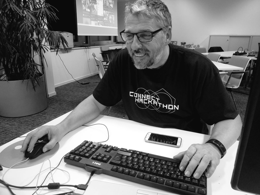 RainerSc's tweet photo. #connecthack https://t.co/e1a5uGIpaR