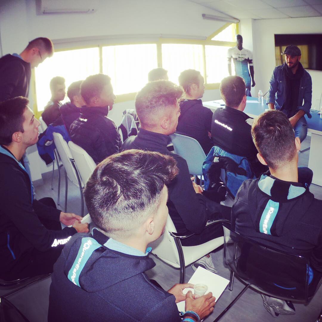ivanbasso's tweet photo. 📷2019 🚦🚲😊🍀#teamtrainingcamp https://t.co/QWworLodpX