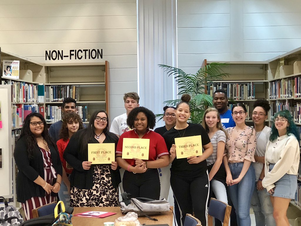 When you see Elaine Zayas-Vega, Isbeth Estopinan and Deborah Gutierrez on campus, congratulate them on placing 1st, 2nd and 3rd (respectively) in Leto’s Annual Poetry Jam. Elaine will move on to represent Leto at districts in January. #CreativeWriting with @LHS_BOGOLD #LetoLit