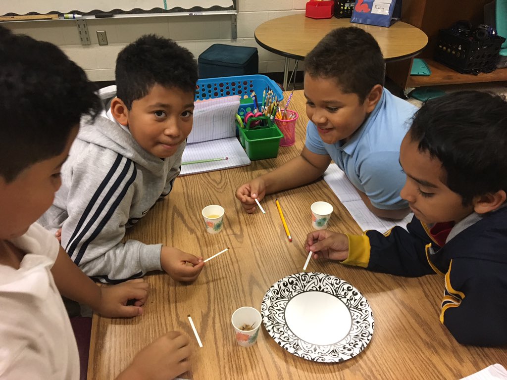MrsPayne4thPES's tweet photo. Students testing for glucose in various foods then searching for sugar in ingredient lists. We were surprised by how many of our favorite foods have corn syrup or other sugars. #PESBreakoutYear #WSFCS #WeDoScienceWell  @wsfcs_science @PetreeElem https://t.co/wSB7Egt5Hi