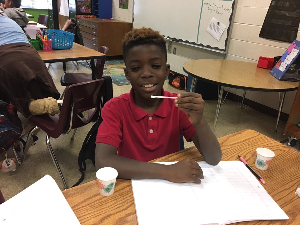 MrsPayne4thPES's tweet photo. Students testing for glucose in various foods then searching for sugar in ingredient lists. We were surprised by how many of our favorite foods have corn syrup or other sugars. #PESBreakoutYear #WSFCS #WeDoScienceWell  @wsfcs_science @PetreeElem https://t.co/wSB7Egt5Hi