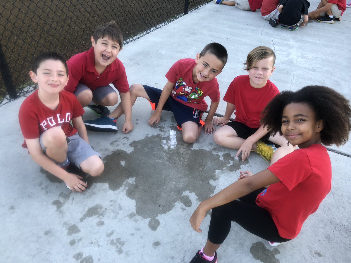 MrsReeceSPE's tweet photo. “What’s the matter?”Building ice cube towers today to see what happens when trying to build with something that is going from a solid to a liquid... @SunsetPalmsElem @Principal_SPES  #stemscopes #science #secondgradefun https://t.co/UkScHvAdKX