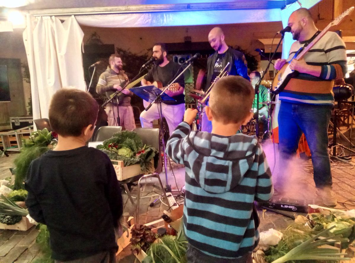 Grazie ai PIUNZ per aver animato il nostro Sabato sera del #SSEhackathon e #MeetTheGAS