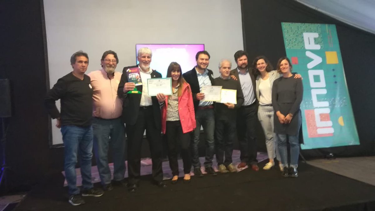 MarcePcx's tweet photo. Ganadores Menciones PIED a la Innovación Educativa GCBA 2018 Cat. secundaria del futuro. EEM 1 DE21 #innova2018 #mediaintecsf #pied2018 #mencionespied https://t.co/7uykHzgoFt