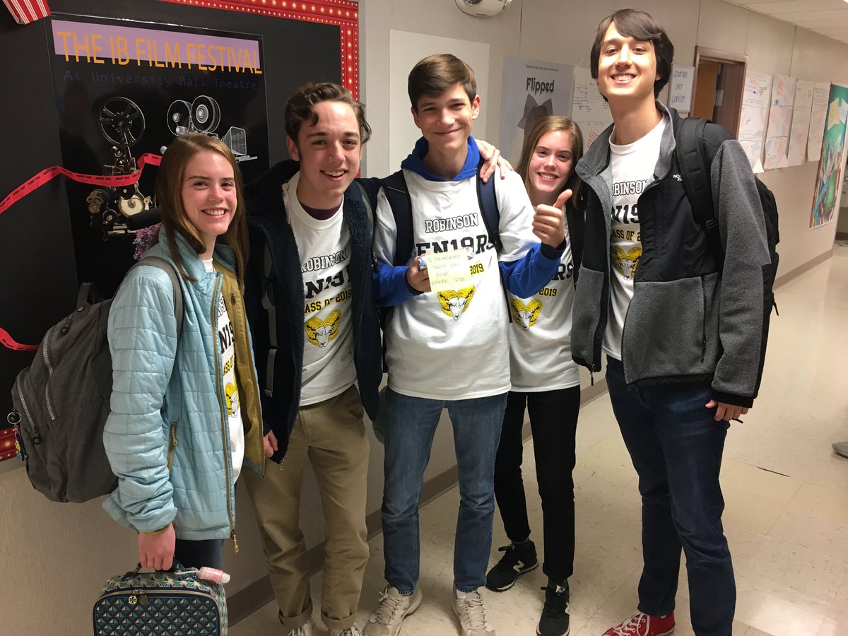 Lindsay Fitzgerald tweet media