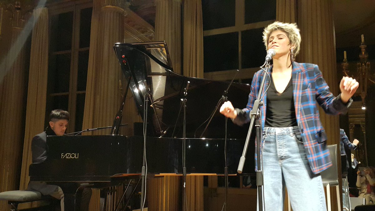 Vibrante concerto stasera di <a href="/ChiaraDelloIac1/">Chiaria Dello Iacovo</a> e Alessio Zucca per apertura Festival #Magari 🇮🇹 che promuove giovani talenti italiani ! #ITalentueux <a href="/IICParigi/">IIC Parigi</a> <a href="/ItalyinFrance/">Italy in France</a> <a href="/Italia_fra/">Italia.it FR</a>