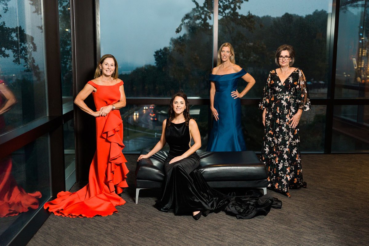 Red_Mtn_Grace's tweet image. Thank you StyleBlueprint for highlighting our Executive Director, Lizzi Wilkerson and all the female Vulcan Award recipients in your latest edition. Congratulations ladies!
#redmountaingrace #styleblueprint #vulcanawards
buff.ly/2Sm8xNY