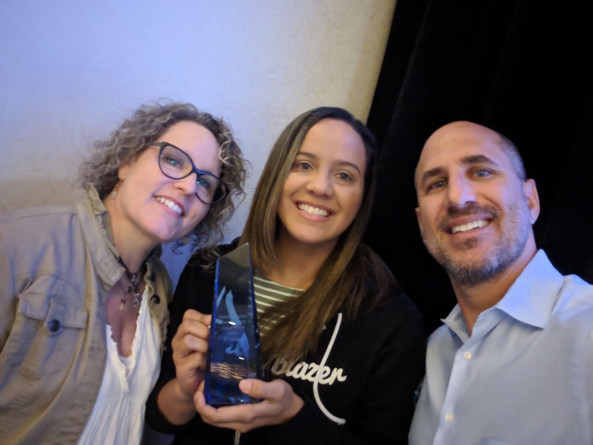 Claper87's tweet photo. Second year in a row! Premier partners award #funcon18 @FontevaInc https://t.co/CTJsIoSKEe
